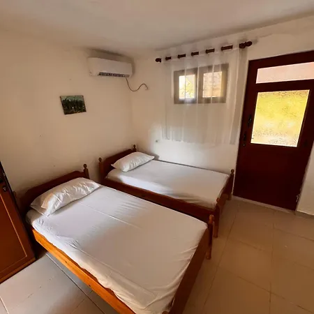 Nature Corner Apartment Himare